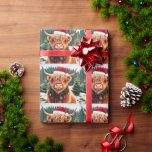 Highland Koe Christmas Wrapping Paper Cadeaupapier<br><div class="desc">Hij wenst iedereen een Moo-y kerst!</div>