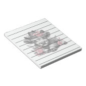 Highland Koe in Pet met bloemendecoratie Notitieblok (Schuin)