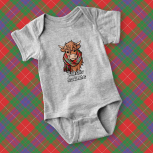 Highland Koe met Fraser Tartan Sjaal Romper