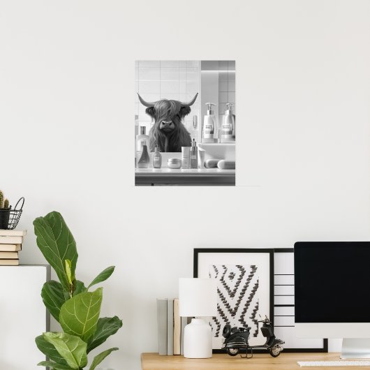 Highland Koe met Hair Styling Producten Badkamer Poster (Thuiskantoor)