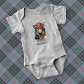 Highland Koe met MacKay Blue Tartan sjaal Romper