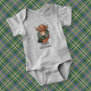 Highland Koe met Scott Green Tartan sjaal Romper