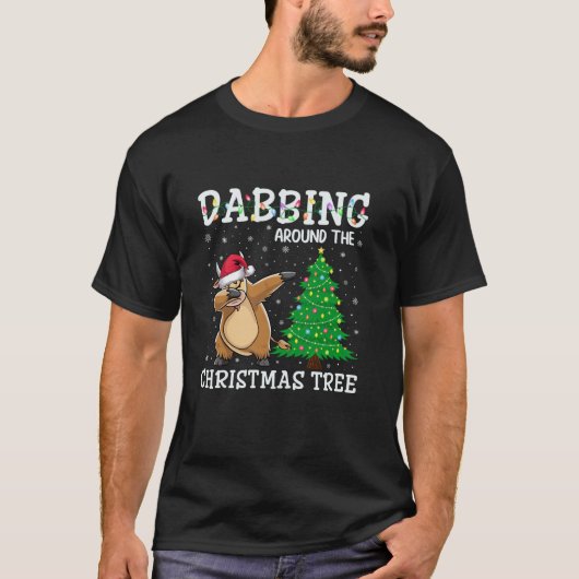 Highland Koe Santa Hat Dabbing rond de kerst T-shirt (Voorkant)