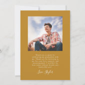 Hij deed de aankondiging van het gele Afstuderen. (Achterkant)