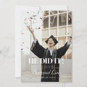 HIJ DEED HET AFSTUDEERFEEST UITNODIGING (Voorkant)