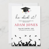 Hij deed het Afstuderen uitnodiging, minimalistisc Kaart (Voorkant)