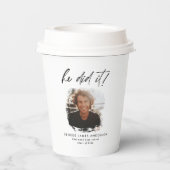 Hij deed het afstuderen van de costeengeometrische papieren bekers (Achterkant)