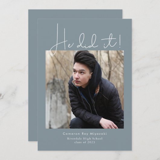 Hij deed het! Foto van Graduation Party Kaart (Voorkant / Achterkant)