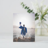 Hij deed het Moderne Afstuderen van de Jonge Manus Uitnodiging Briefkaart (Staand voorkant)