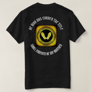 HIJ DIE DE TITEL VERDIEND HEEFT - ZAL VOOR ALTIJD T-SHIRT