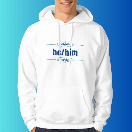 Hij geeft hem tinten van blauw filigraan hoodie