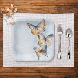 Hij geeft me vlinders blauw modern Vrijgezellenfee Papieren Bordje<br><div class="desc">Verklaar je liefde en leg de charme van natuur vast met onze betoverende bruidsvlinder "hij geeft me vlinders" vrijgezellenfeesten borden. Met de hand beschilderde waterverf vlinders brengen een boeiende weergave van rijke kleuren tot leven. Mooie tonen van beige, warmbruin, terracotta roest, blauwgroen blauw en crème creëer een gevoel van gezellige...</div>