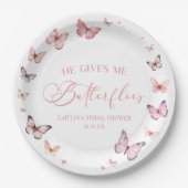 Hij geeft me vlinders zacht roze Vrijgezellenfeest Papieren Bordje (Voorkant)