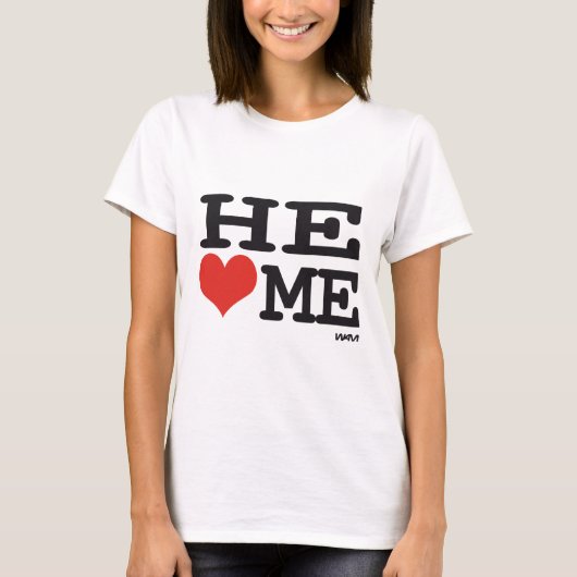 Hij houdt van me t-shirt (Voorkant)