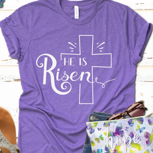Hij is een Christelijk Paaswit Tri-Blend Shirt