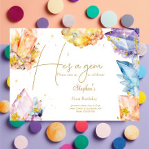 Hij is een Gem Verjaardagskristallen Jongens water