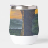 Hij is gereisd. (Rechts)