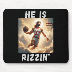 Hij is grappig Jezus die basketbal speelt  Muismat