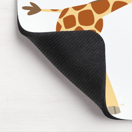Hij is hier, cartoon giraffe mousepad. muismat (Hoek)