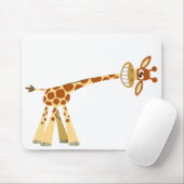 Hij is hier, cartoon giraffe mousepad. muismat (Met muis)