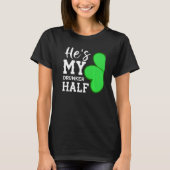 Hij is mijn dronkaard half grappig St Patricks dag T-shirt (Voorkant)