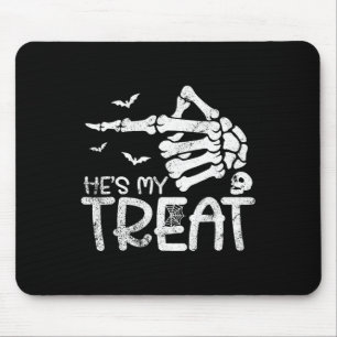 Hij is mijn traktatie skelet hand grappig hallowee muismat