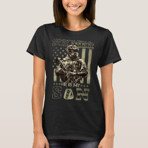 Hij is niet alleen een soldaat... hij is mijn zoon t-shirt