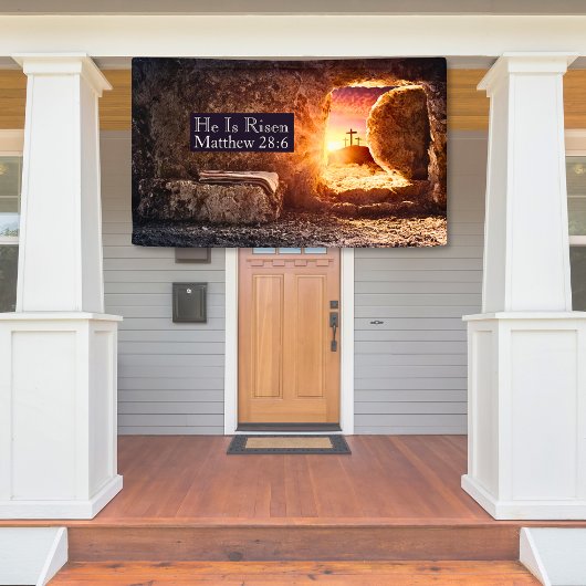 Hij is opgestaan met drie kruisen leeg graf Pasen Spandoek