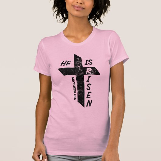 Hij is paasbijbel verse Matthew 28 kruis T-shirt (Voorkant)