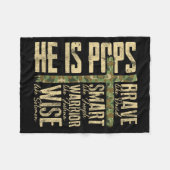 Hij is ps camouflage religieuze Vaderdag christeli Fleece Deken (Voorkant (Horizontaal))