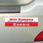 Hij is tenminste geen komiek bumpersticker (Op auto)