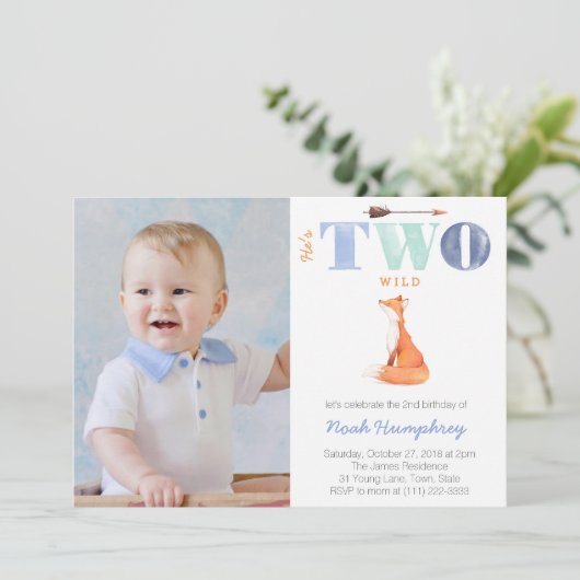 Hij is TWEE wild, vos 2de verjaardagsfeestje voor  Kaart (Staand voorkant)