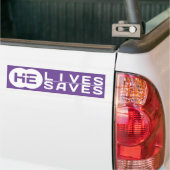 HIJ leeft van hem en redt hem | Kruis | Jezus Bumpersticker (Op Truck)