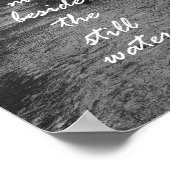 Hij leidt me naast de bijbelversie van de stilstaa poster (Hoek)