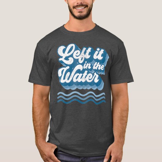 Hij liet het achter in het water retro Christelijk T-shirt (Voorkant)