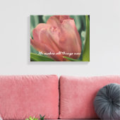 Hij maakt alles mooi in zijn Time Verse Canvas Afdruk (Insitu (Woonkamer))