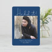 Hij maakte het Moderne Afstuderen foto Aankondiging (Staand voorkant)