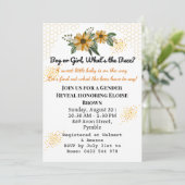 Hij of zij is de gele bloem gender reveal party kaart (Staand voorkant)