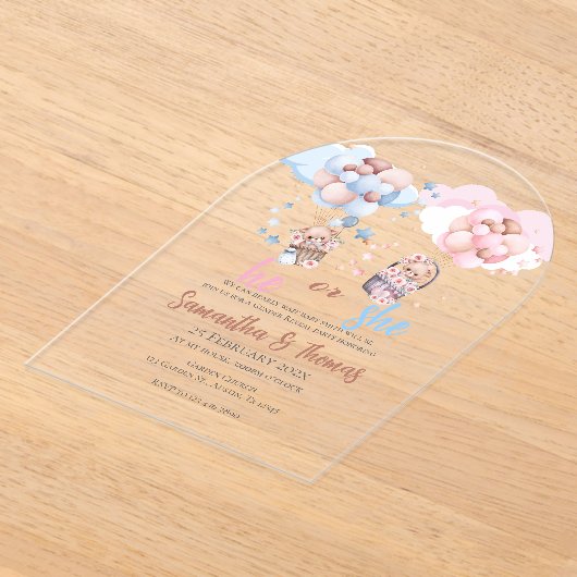 Hij of zij onthult de uitnodiging voor acrylverf (Laagn)