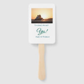 Hij vroeg haar ja foto geëngageerd blauw groen handwaaier (Achterkant)