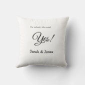 Hij vroeg haar ja te zeggen verloving eenvoudig mi kussen (Achterkant)