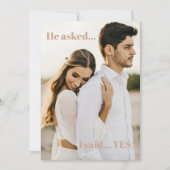 Hij vroeg me om een uitnodiging van de partij voor (Voorkant)