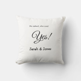 Hij vroeg ze zei ja bruiloft eenvoudig minimaal kussen