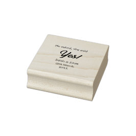 Hij vroeg ze zei ja verlovingsring eenvoudig zilve rubberstempel