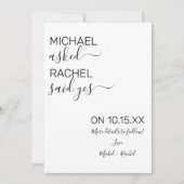 Hij Vroeg Zij Zei Ja Eenvoudige Foto Verlovingskaa Aankondiging (Voorkant)