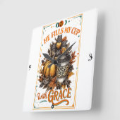 Hij vult mijn beker... vierkante klok (Hoek)