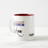 Hij weet wat er aan de hand is: Vraag het hem. mok (Voorkant links)