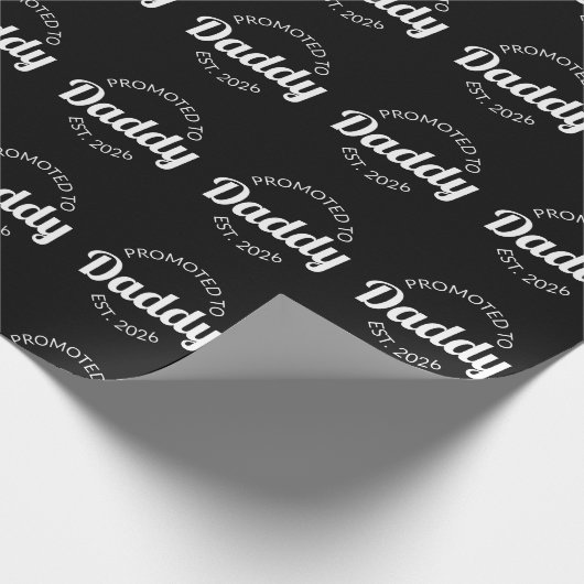 Hij werd gepromoveerd tot Daddy Est. 2026 I Cadeaupapier (Hoek)