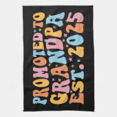 Hij werd gepromoveerd tot opa Est. 2025 III Theedoek (Verticaal)