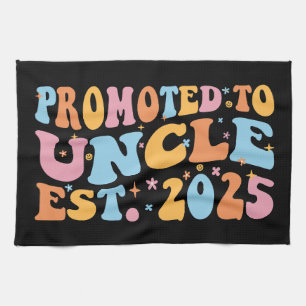 Hij werd gepromoveerd tot Uncle Est. 2025 III Theedoek